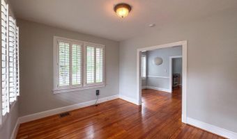 27 W WYATT Ave, Alexandria, VA 22301