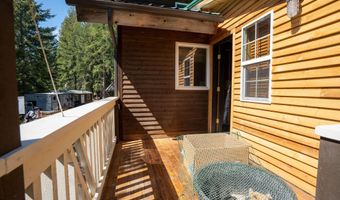 450 Coyote Way, Bonners Ferry, ID 83805