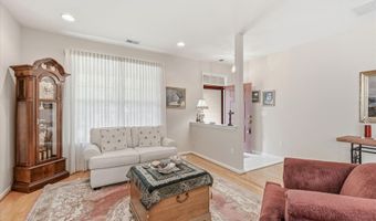 39 Newport St, Barnegat, NJ 08005