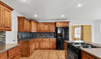 101 Berkshire Ln, Albertville, AL 35950