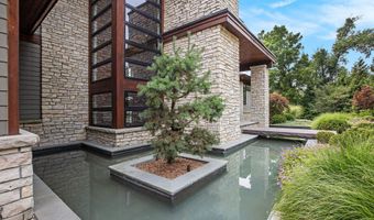307 Windy Crest Dr, Ann Arbor, MI 48105