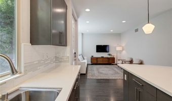5515 Palm Dr, Hawthorne, CA 90250