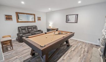 2 Solitude Ct, Alloway, NJ 07462