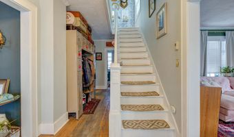 375 W Main St, Amsterdam, NY 12010