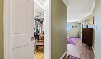 5904 MOUNT EAGLE Dr 1214, Alexandria, VA 22303
