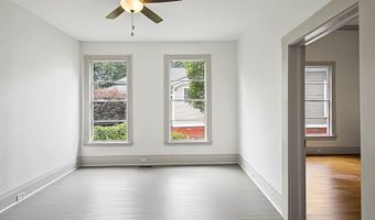 135 Holmes St, Barnesville, GA 30204