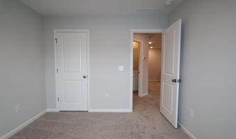 10019 Secluded Garden Dr, Apex, NC 27523