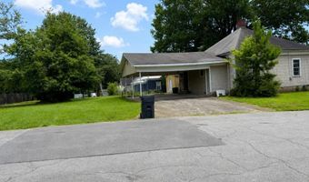 4512 Thomasville Dr, Acworth, GA 30101