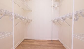 2302 Twin Lakes Dr, Bainbridge, GA 39819
