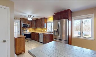 77 Iroquois Rd, Cumberland, RI 02864