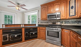 195 Summer St, Bristol, CT 06010