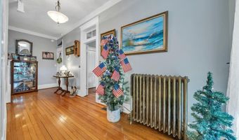 901 Bedford Ave, Altavista, VA 24517
