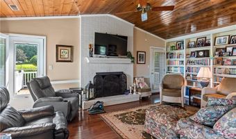 137 Hidden Creek Dr, Advance, NC 27006