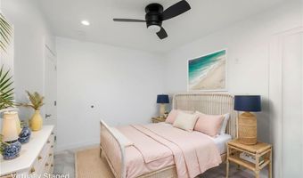 25 Scallop Shell Rd, Narragansett, RI 02882