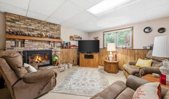 13445 Gladiola St NW, Andover, MN 55304