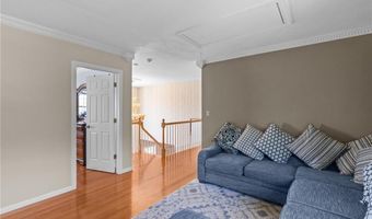 38 Steeple Ln, Lincoln, RI 02865