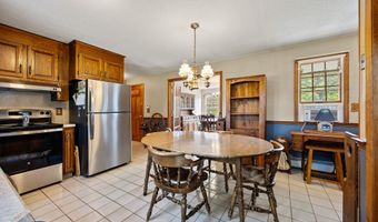 198 Crown St, Bristol, CT 06010
