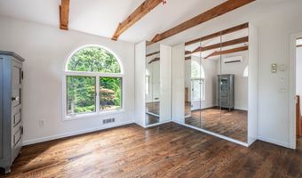 51 Candlewood Lake Rd, Brookfield, CT 06804
