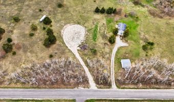 4056 N Ayr Rd, Alanson, MI 49706