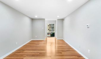 6155 EDSALL Rd B, Alexandria, VA 22304