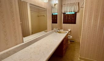 5741 Lawrence Ct, Macon, GA 31216
