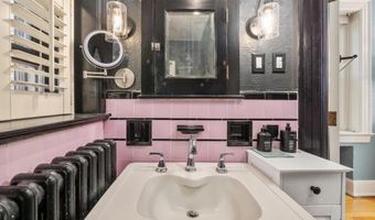 712 N 30TH St, Allentown, PA 18104