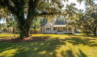 210 Old Plantation Dr W, Beaufort, SC 29907