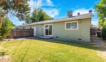 3252 Daisy St, Anderson, CA 96007