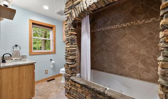 6182 High, Algonac, MI 48001
