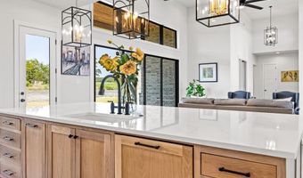 2035 Meadowlark Ct, Aledo, TX 76008