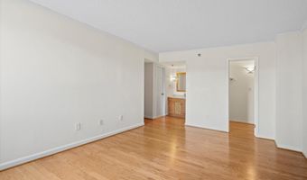 7401 WESTLAKE Ter 616, Bethesda, MD 20817