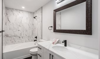 70 Mallard Rd, Bayville, NJ 08721