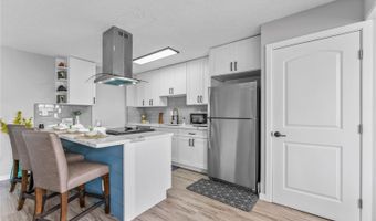 818 S King St 701, Honolulu, HI 96813