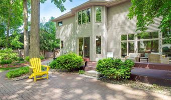 1501 S Weimar St, Appleton, WI 54915