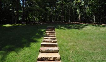 105 QUARTER HORSE Ln, Alabaster, AL 35007