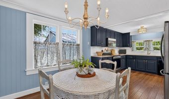 134 Sawyer Ln, Apalachicola, FL 32320