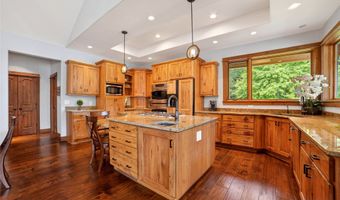 28575 Star Ln, Bigfork, MT 59911