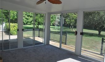 2722 Gingertree Dr, Ashtabula, OH 44004