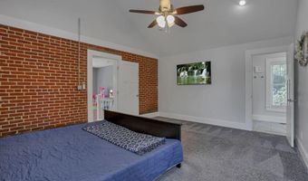 61 Church St, Ashville, OH 43103
