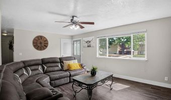 5165 Cole St, Chubbuck, ID 83202