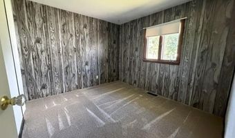 47 Birch Blvd, Babbitt, MN 55706