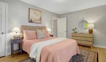 2911 EDGEHILL Dr, Alexandria, VA 22302