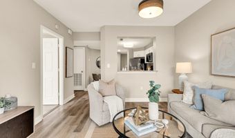 1050 N TAYLOR St 1-404, Arlington, VA 22201