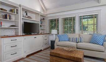 16 Parkman St, Bluffton, SC 29910
