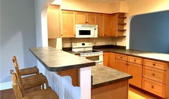 10 Cavalier Rd, Narragansett, RI 02882