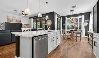 359 LAUREL FALLS Dr, Apollo Beach, FL 33572