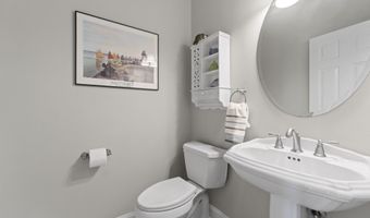 3 Spencer Ct, Clinton, CT 06413