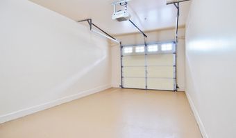 19 MARINA Dr, Bayonne, NJ 07002