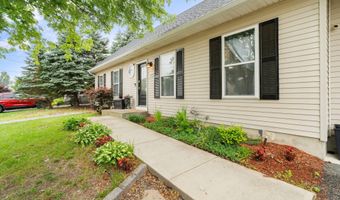 1317 Cable Ave, Beachwood, NJ 08722