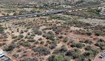 19500 E INDIAN HILLS Dr, Black Canyon City, AZ 85324